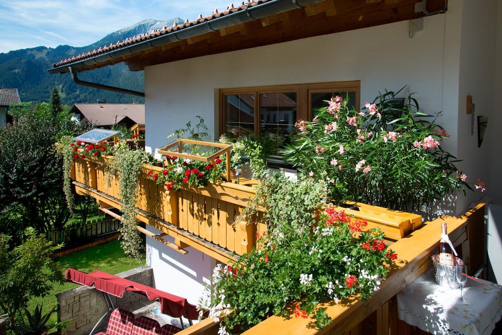 Gaestehaus Wanker Ehrwald Exteriör bild
